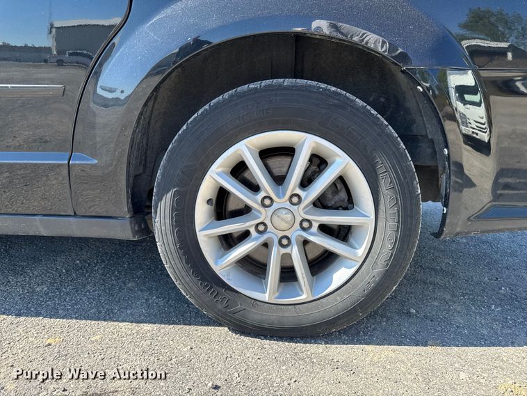 image for item EA1905 2014 Dodge Grand Caravan van