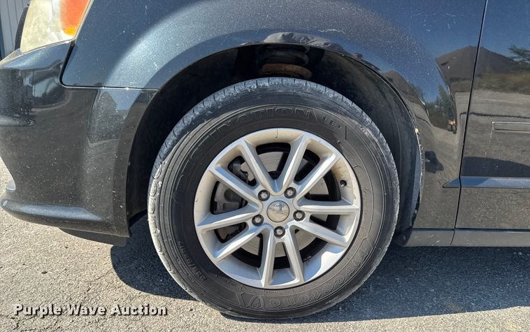 image for item EA1905 2014 Dodge Grand Caravan van