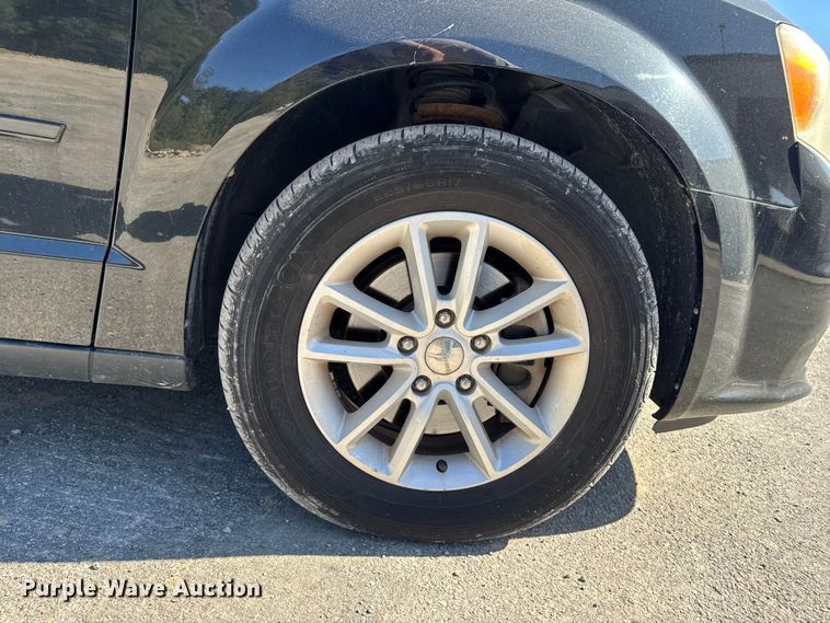 image for item EA1905 2014 Dodge Grand Caravan van