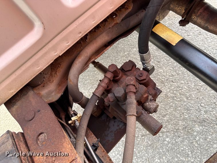 image for item EA1906 1997 Ford F-Super Duty dump truck