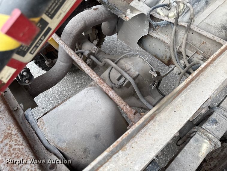 image for item EA1906 1997 Ford F-Super Duty dump truck