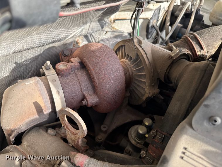 image for item EA1906 1997 Ford F-Super Duty dump truck