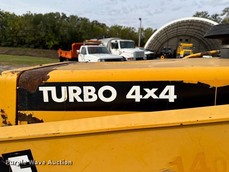 image for item EA1908 1999 John Deere 310SE backhoe