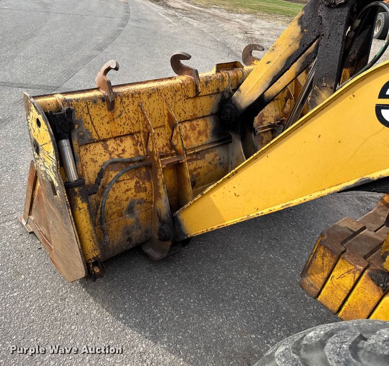 image for item EA1908 1999 John Deere 310SE backhoe