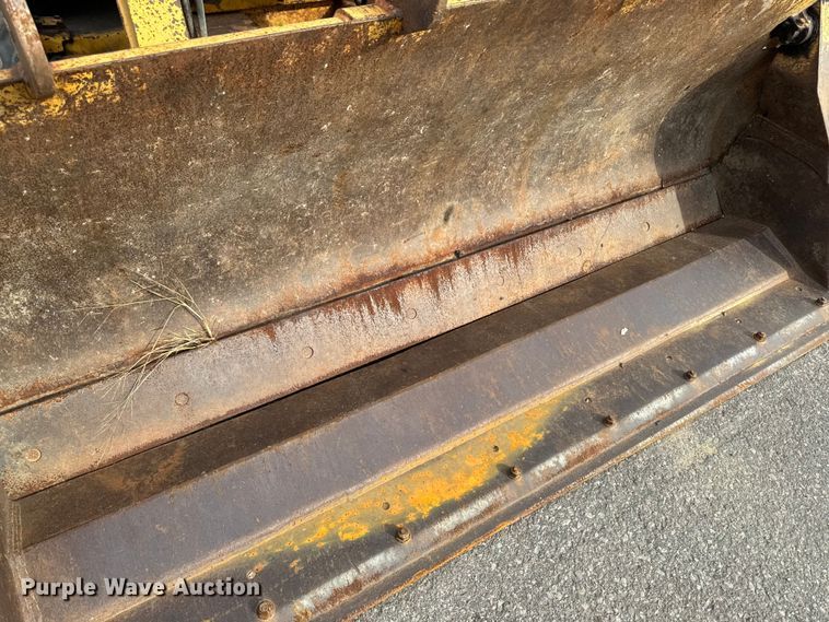 image for item EA1908 1999 John Deere 310SE backhoe