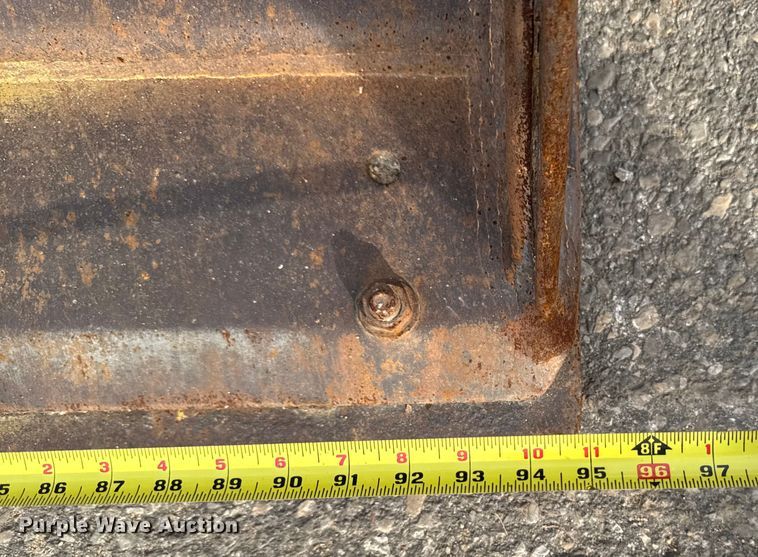 image for item EA1908 1999 John Deere 310SE backhoe