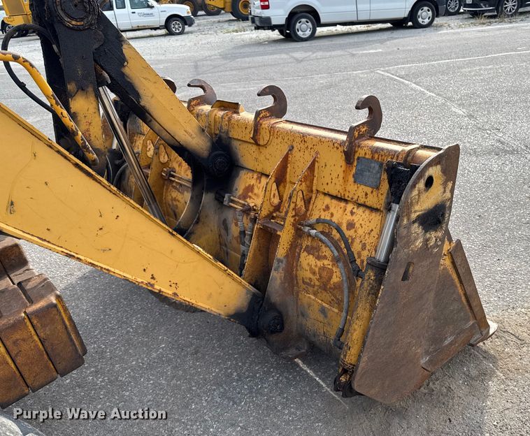 image for item EA1908 1999 John Deere 310SE backhoe