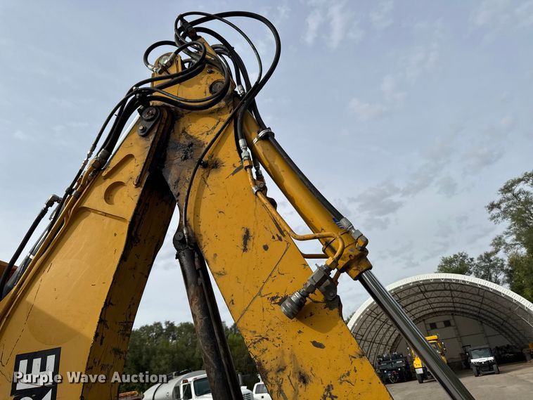 image for item EA1908 1999 John Deere 310SE backhoe