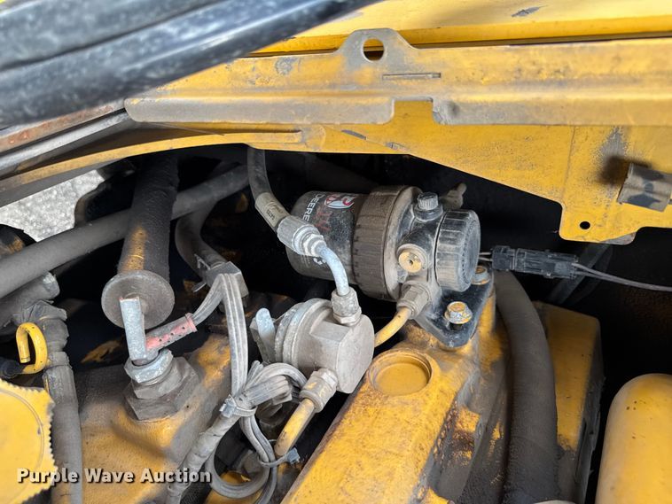 image for item EA1908 1999 John Deere 310SE backhoe