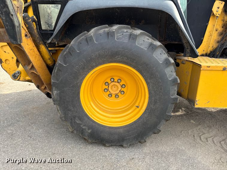 image for item EA1908 1999 John Deere 310SE backhoe