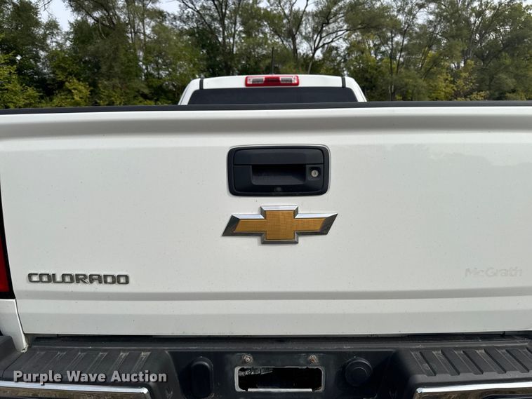 image for item EA1911 2017 Chevrolet Colorado pickup truck