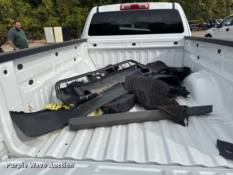 image for item EA1911 2017 Chevrolet Colorado pickup truck