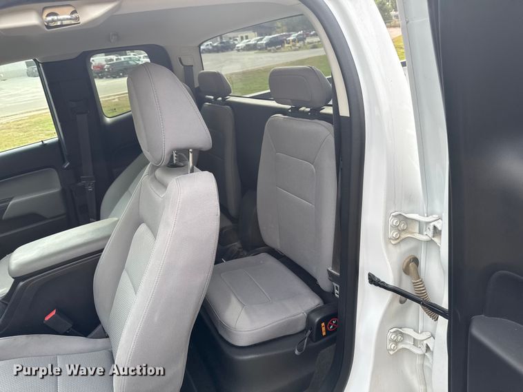 image for item EA1911 2017 Chevrolet Colorado pickup truck