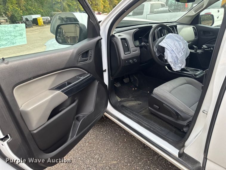 image for item EA1911 2017 Chevrolet Colorado pickup truck