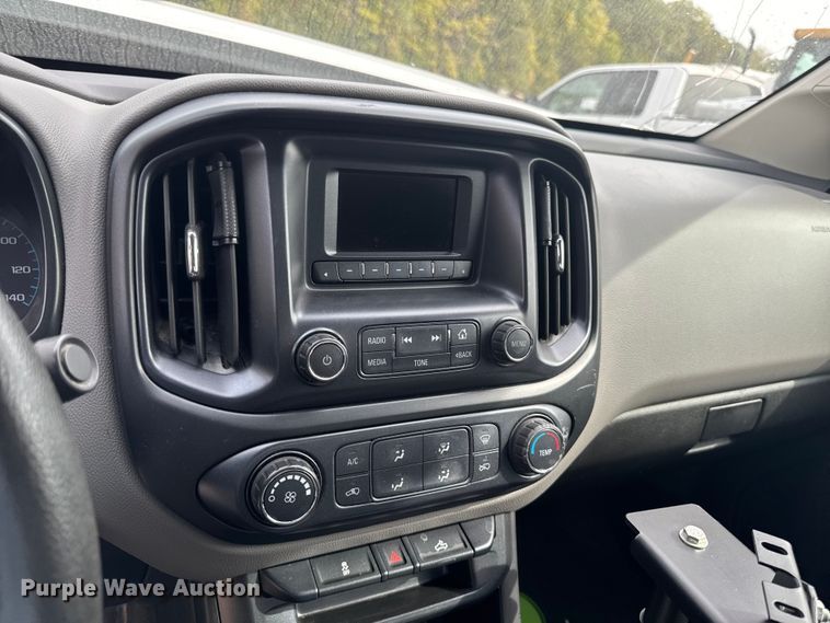 image for item EA1911 2017 Chevrolet Colorado pickup truck