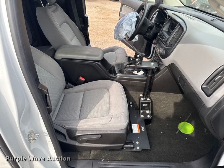 image for item EA1911 2017 Chevrolet Colorado pickup truck