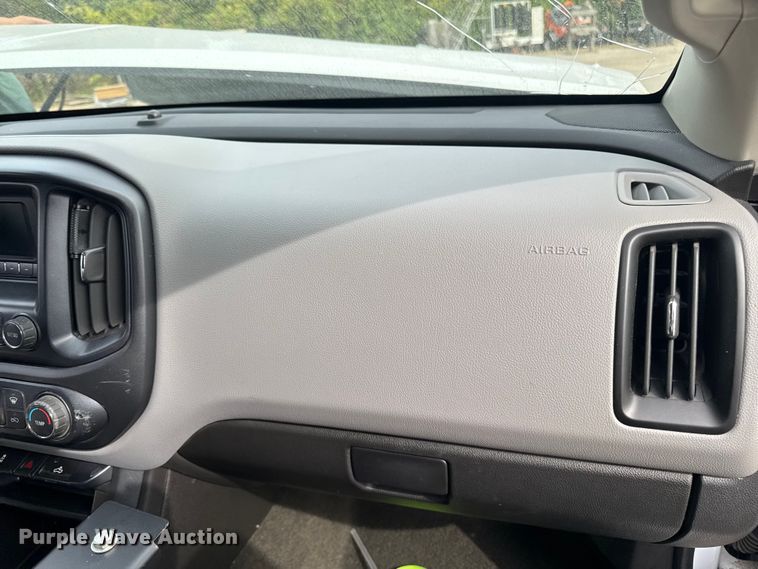 image for item EA1911 2017 Chevrolet Colorado pickup truck