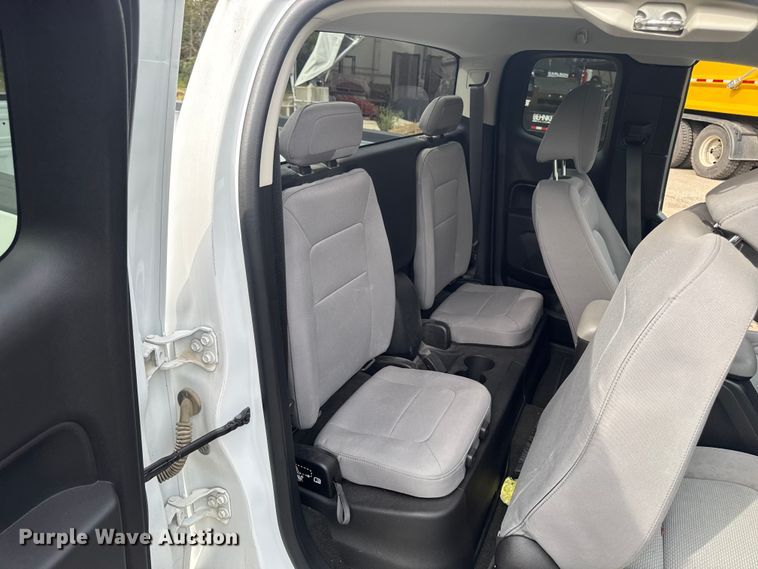 image for item EA1911 2017 Chevrolet Colorado pickup truck