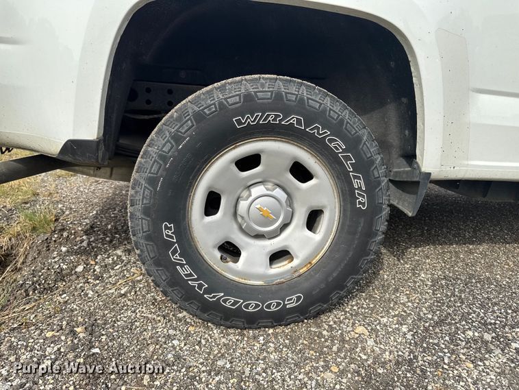 image for item EA1911 2017 Chevrolet Colorado pickup truck