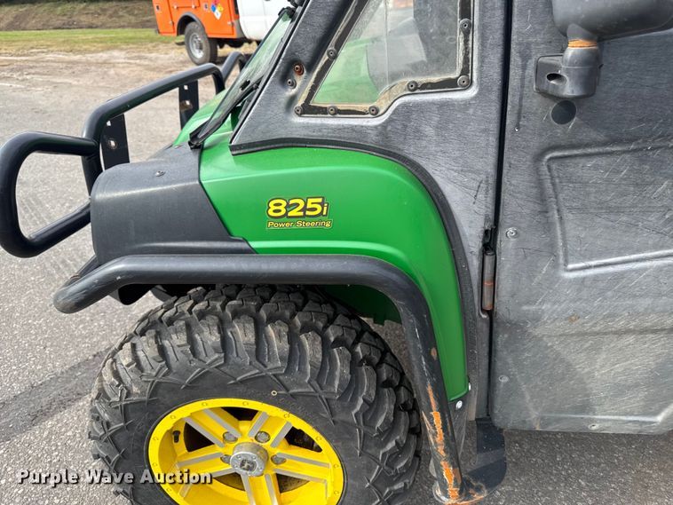 image for item EA1913 2015 John Deere 825I utility vehicle