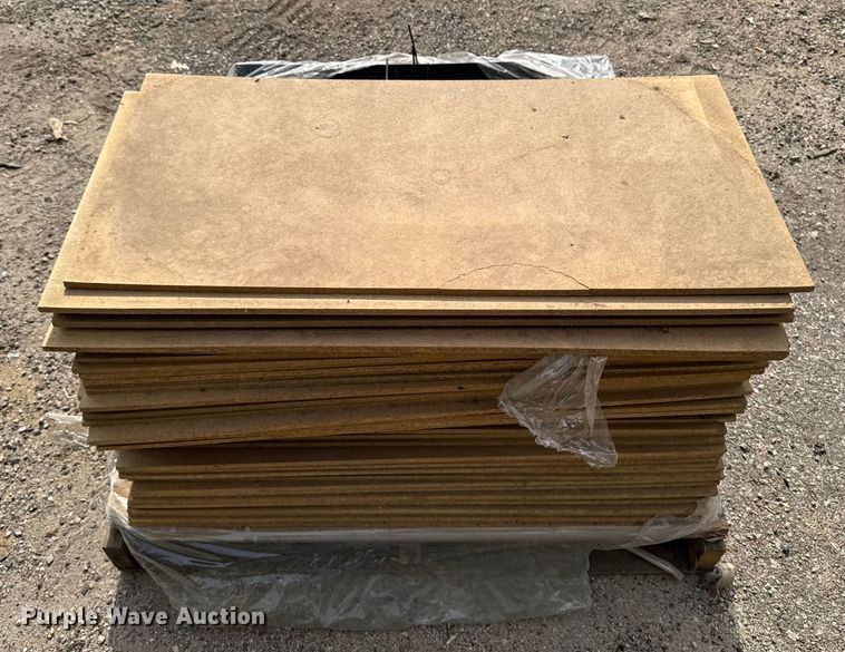 image for item EA1914 (6) storage cabinets