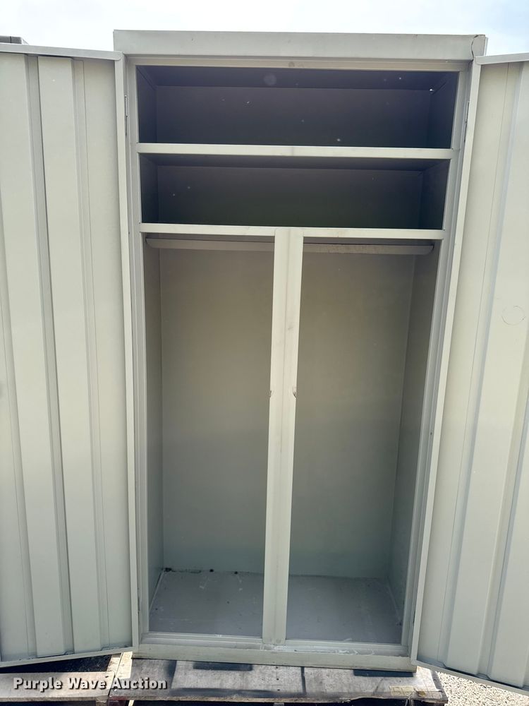 image for item EA1914 (6) storage cabinets