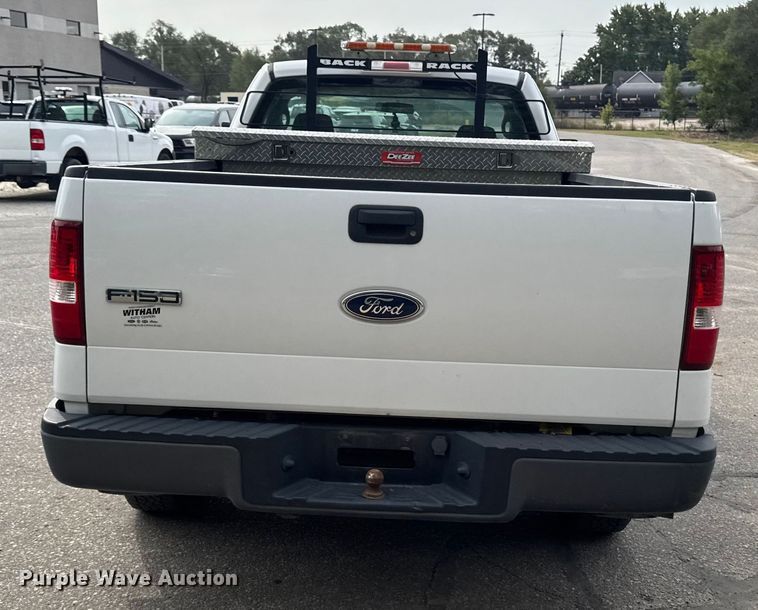 image for item EA1922 2005 Ford F150 pickup truck