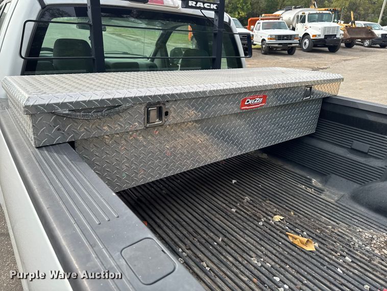 image for item EA1922 2005 Ford F150 pickup truck