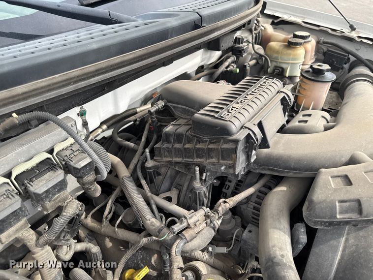 image for item EA1922 2005 Ford F150 pickup truck