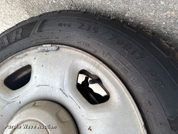 image for item EA1922 2005 Ford F150 pickup truck