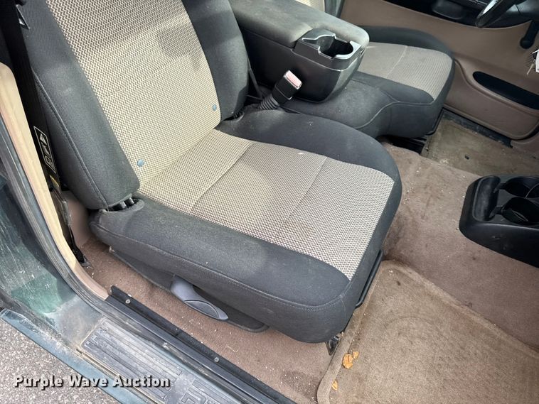 image for item EA1923 2003 Ford Ranger SuperCab pickup truck