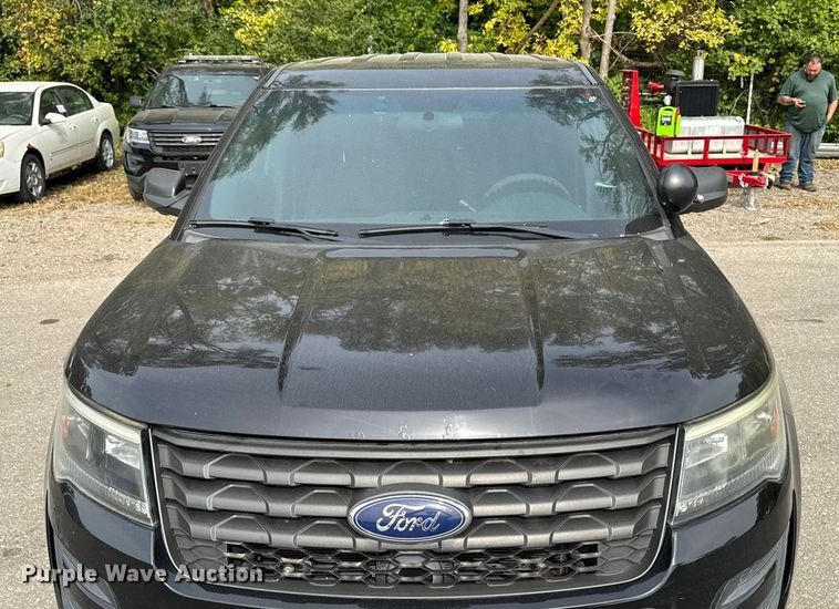 image for item EA1926 2017 Ford Explorer Police Interceptor SUV