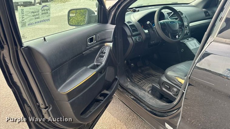 image for item EA1926 2017 Ford Explorer Police Interceptor SUV