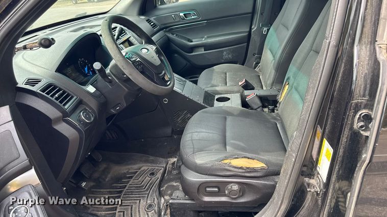 image for item EA1926 2017 Ford Explorer Police Interceptor SUV