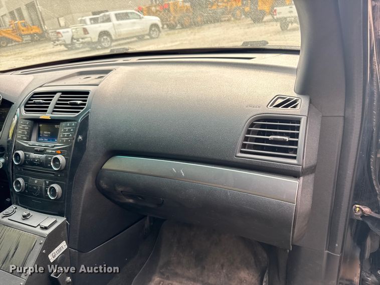 image for item EA1926 2017 Ford Explorer Police Interceptor SUV