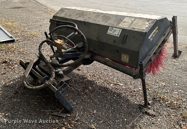 image for item EA1929 John Deere BA72 skid steer broom
