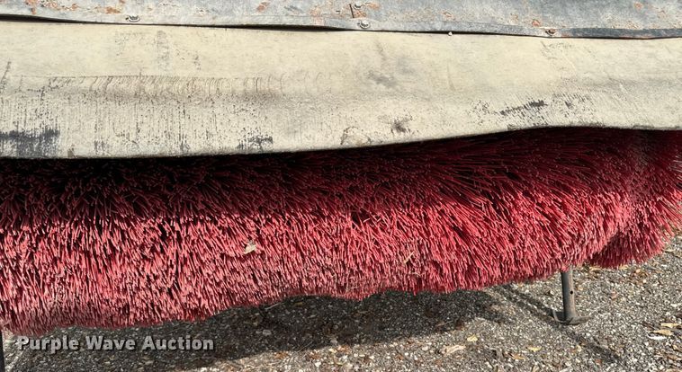 image for item EA1929 John Deere BA72 skid steer broom