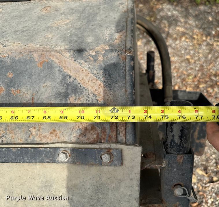 image for item EA1929 John Deere BA72 skid steer broom