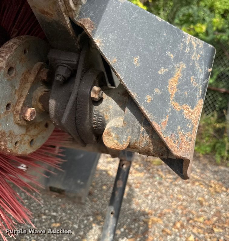 image for item EA1929 John Deere BA72 skid steer broom