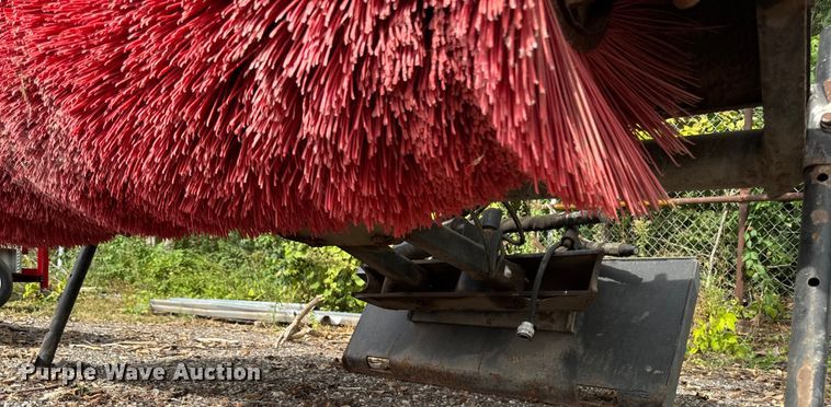 image for item EA1929 John Deere BA72 skid steer broom