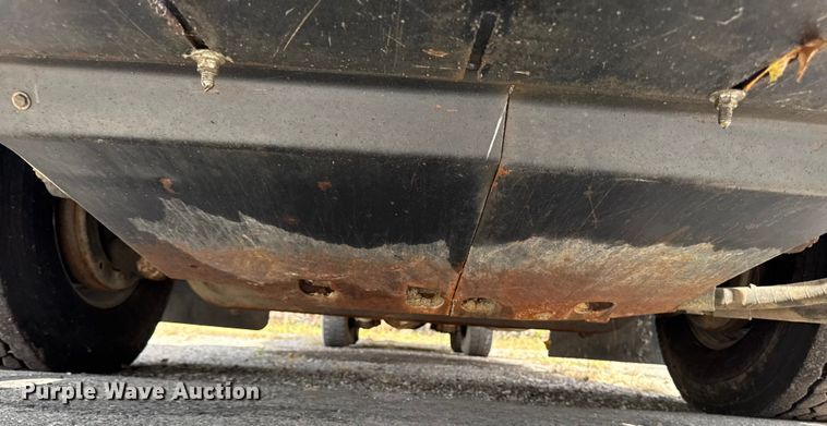 image for item EA1932 2014 Peterbilt 320 refuse truck