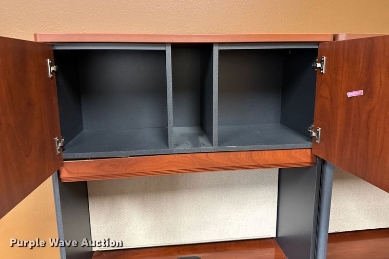 image for item EA1934 Office furniture