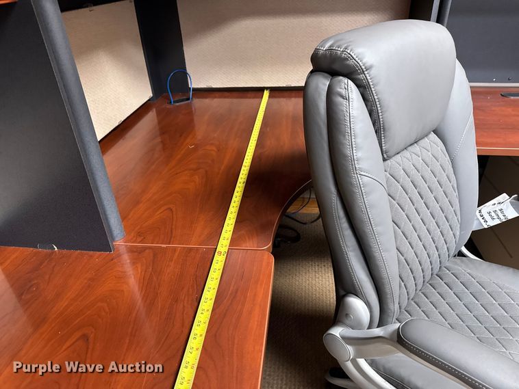 image for item EA1934 Office furniture