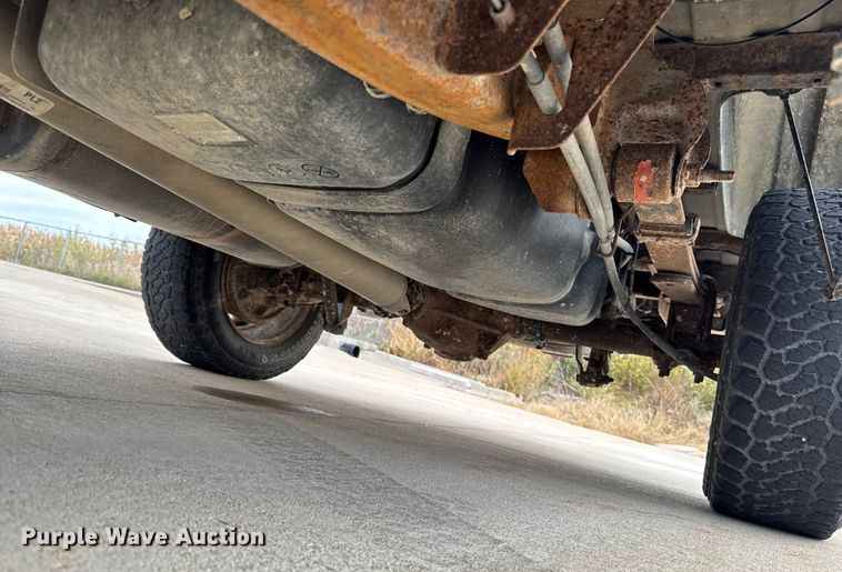 image for item EA1935 2006 Chevrolet Silverado 1500 Ext. Cab pickup truck