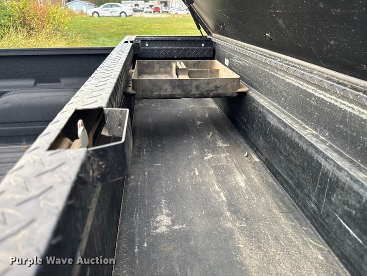 image for item EA1935 2006 Chevrolet Silverado 1500 Ext. Cab pickup truck