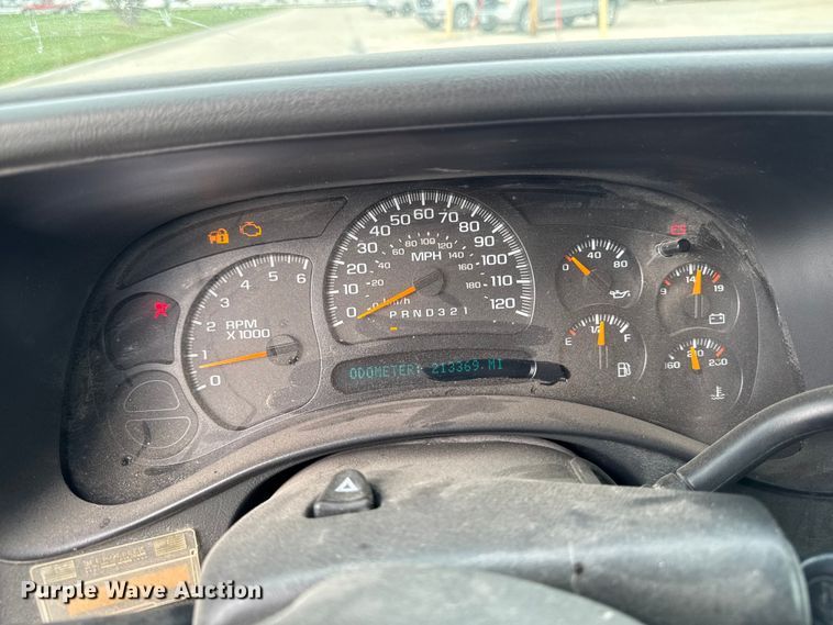 image for item EA1935 2006 Chevrolet Silverado 1500 Ext. Cab pickup truck