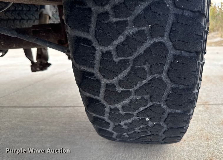 image for item EA1935 2006 Chevrolet Silverado 1500 Ext. Cab pickup truck