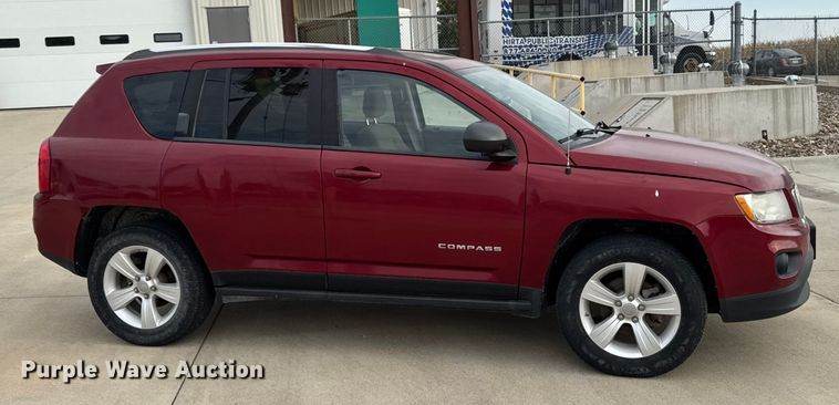 image for item EA1936 2012 Jeep Compass 