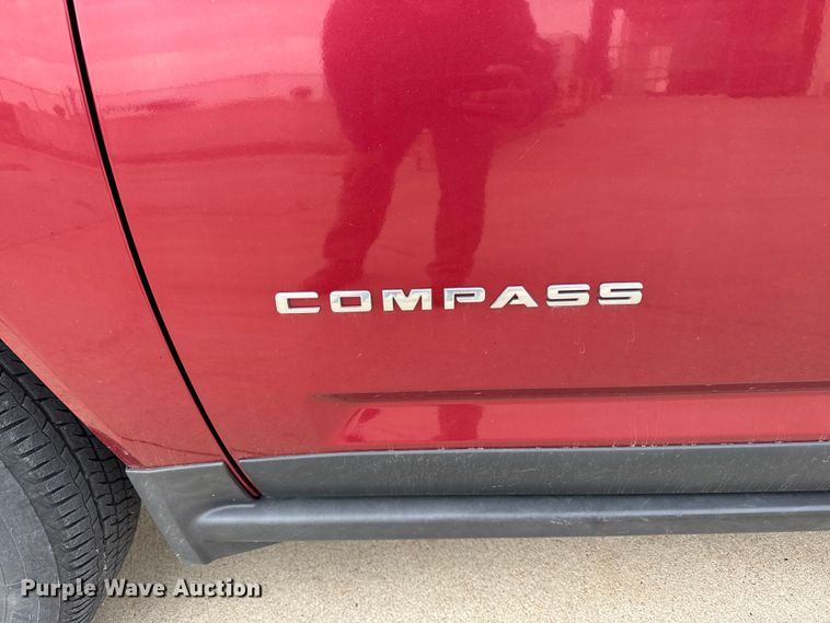 image for item EA1936 2012 Jeep Compass 