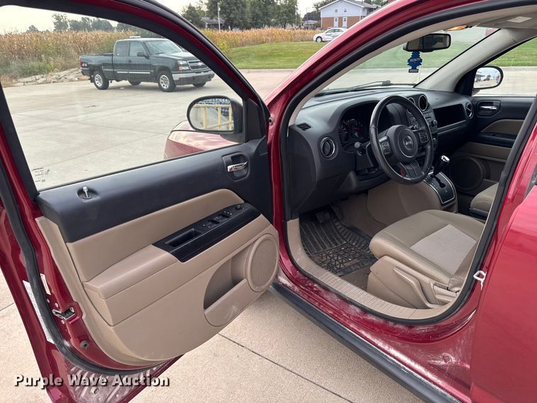 image for item EA1936 2012 Jeep Compass 